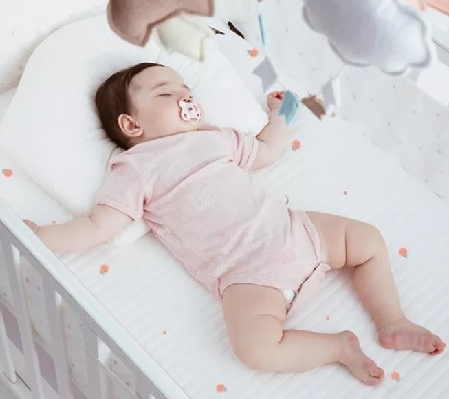 Baby Breathable Washable Crib Mattress Eco Friendly Dual Firmness
